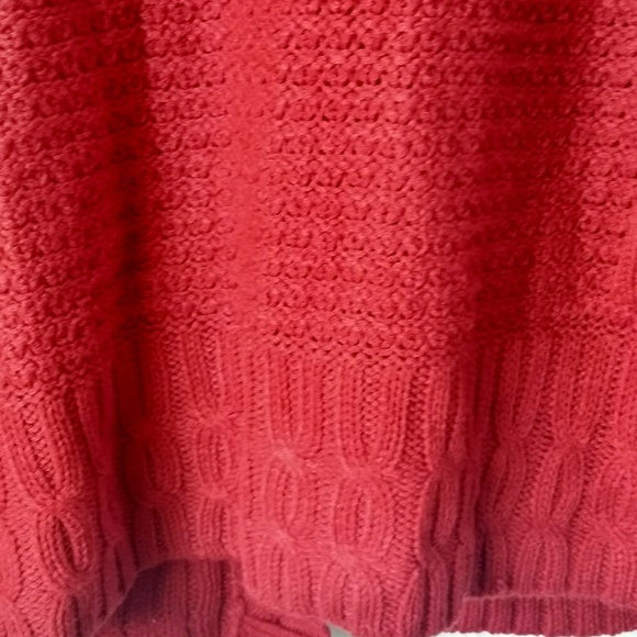 Sweater - Picture 4 of 8